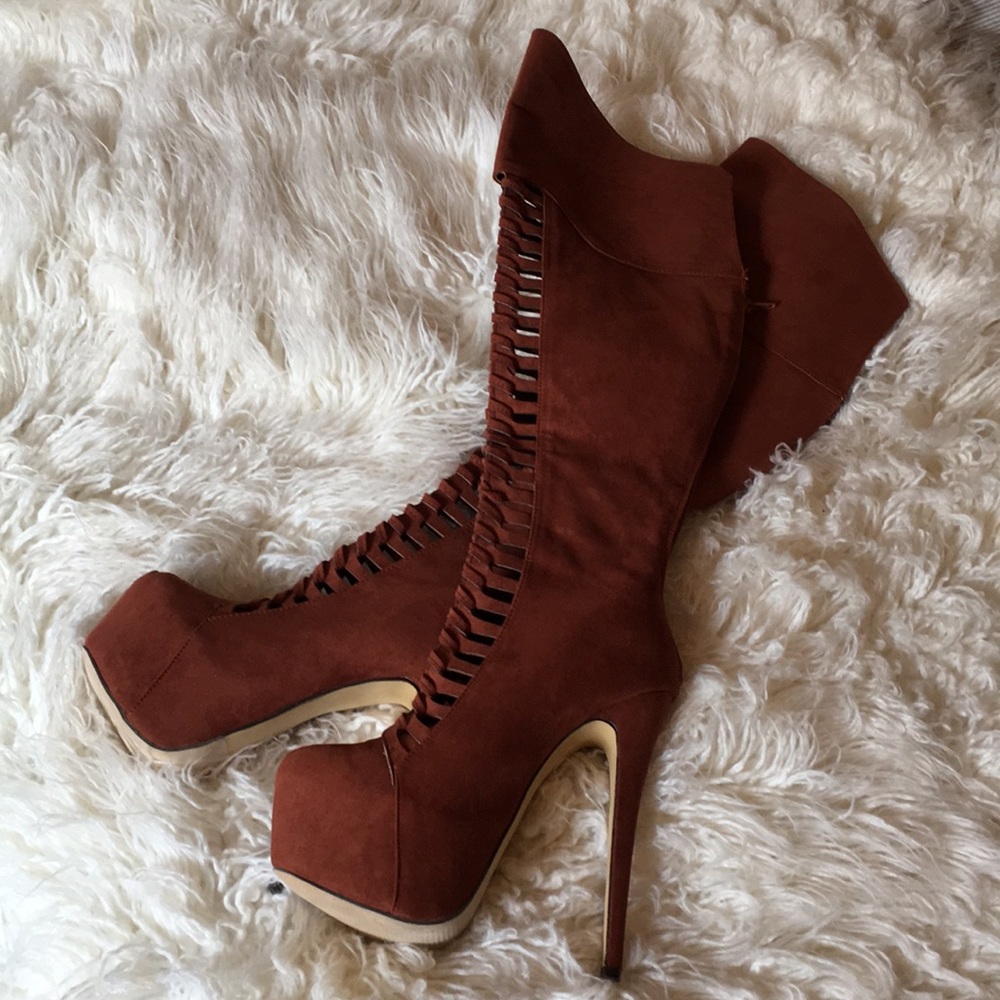 Sexy Booties!!